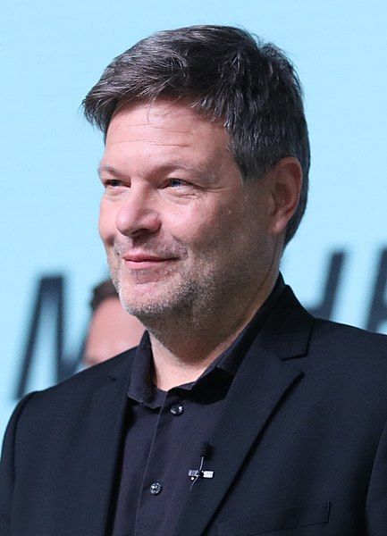 92fff4b3-c21c-4e43-b3ee-c4b0b26e2e03-Mark Dime.jpg